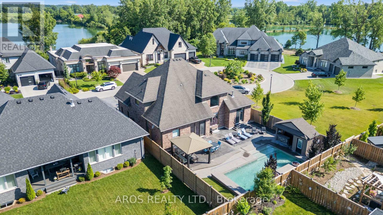 1 - 9861 Glendon Drive, Middlesex Centre, Ontario  N0L 1R0 - Photo 6 - X12448319