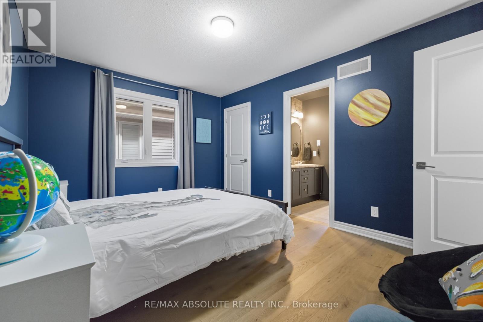 1002 Cottontail Walk, Ottawa, Ontario  K1G 3H1 - Photo 18 - X12448313