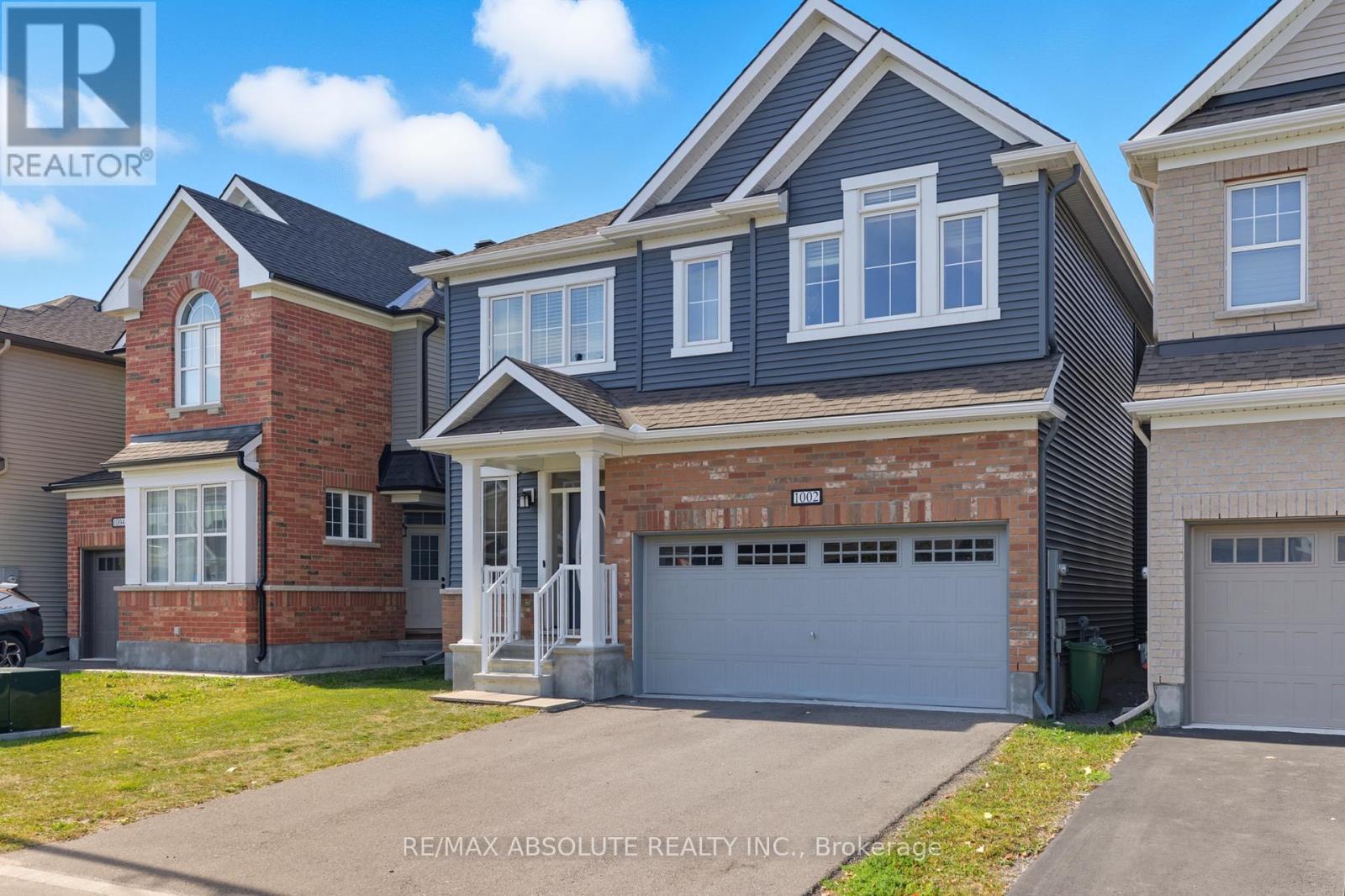 1002 Cottontail Walk, Ottawa, Ontario  K1G 3H1 - Photo 3 - X12448313