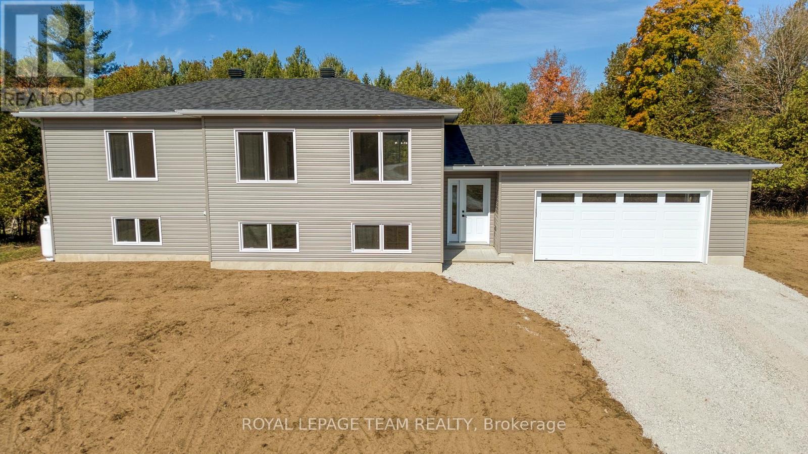 231 PRETTY DRIVE, Lanark Highlands, Ontario