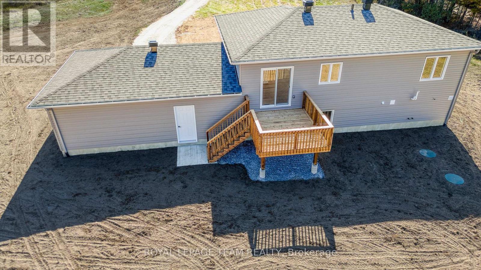 231 Pretty Drive, Lanark Highlands, Ontario  K0G 1K0 - Photo 11 - X12448316