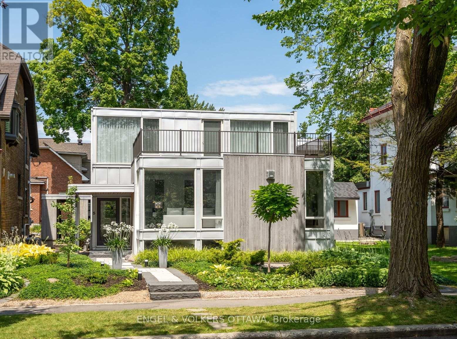 5 CLEMOW AVENUE, Ottawa, Ontario
