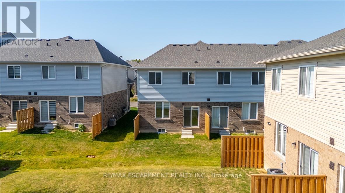 8 Linden Park Lane, Hamilton (Hill Park), Ontario  L9A 1Y1 - Photo 33 - X12448284