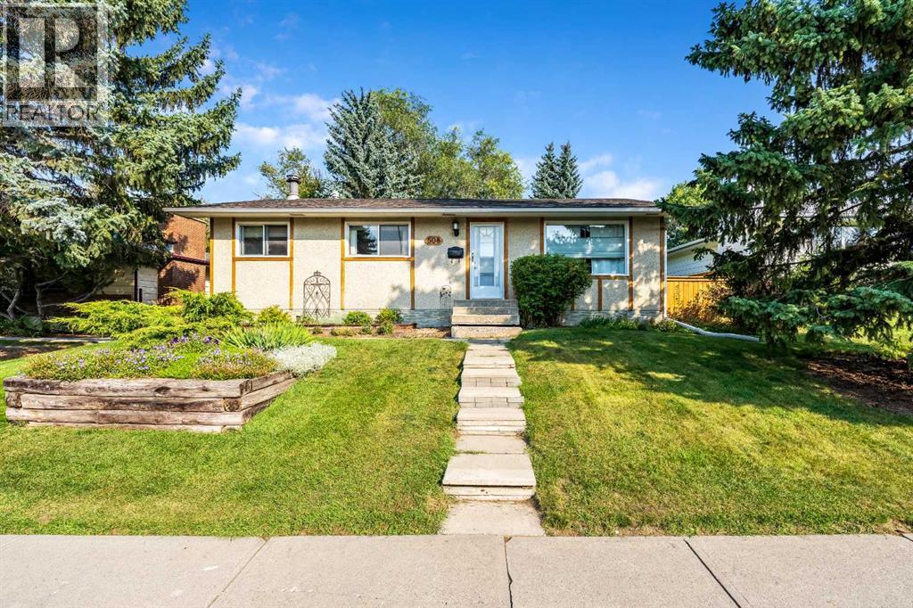508 Canterbury Drive Sw, Calgary, Alberta  T2W 1J5 - Photo 1 - A2259412