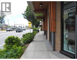 736 MARINE DRIVE