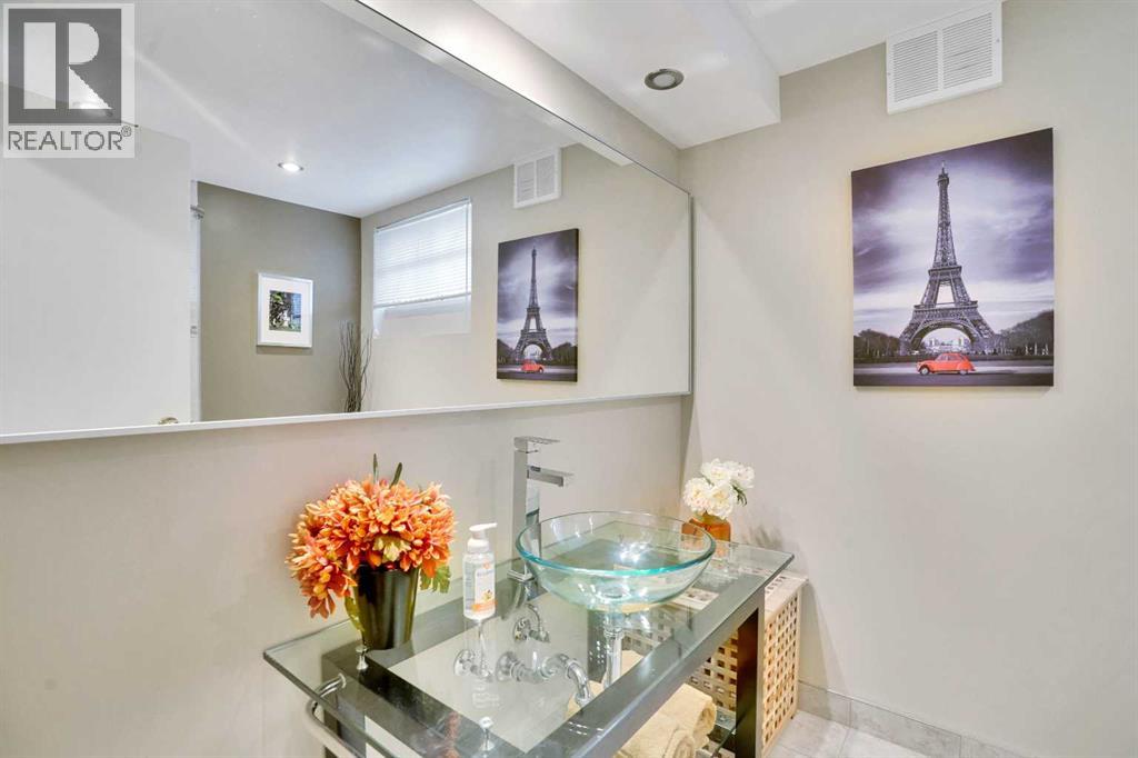 2719 Cedar Ridge Drive Sw, Calgary, Alberta  T2W 1X5 - Photo 32 - A2261869