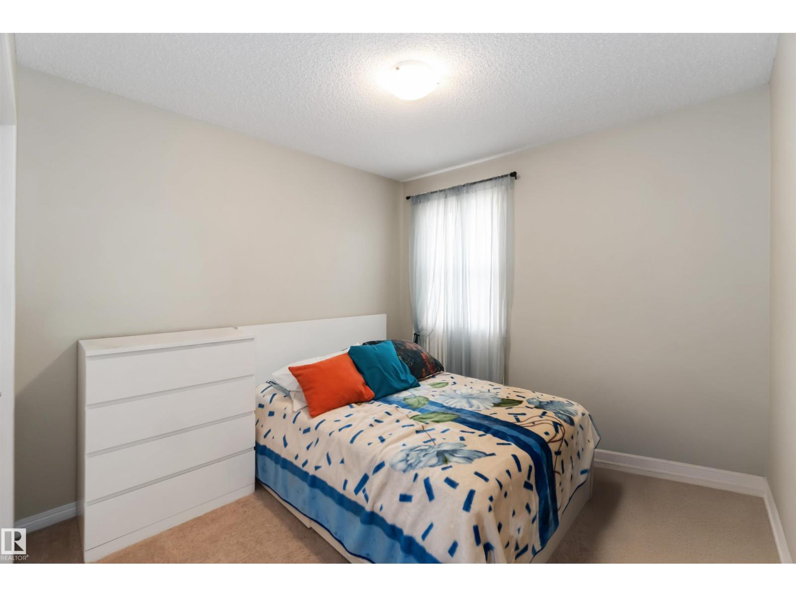9932 221 St Nw, Edmonton, Alberta  T5T 4M7 - Photo 9 - E4461072