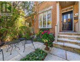 116 BOARDWALK DRIVE, Toronto, Ontario