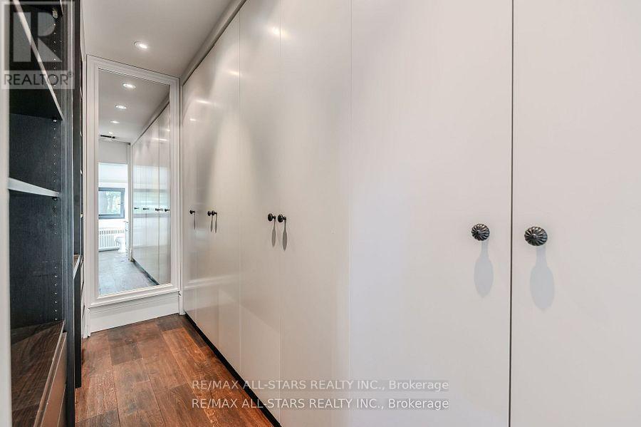151 Balsam Avenue, Toronto, Ontario  M4E 3C2 - Photo 21 - E12447022