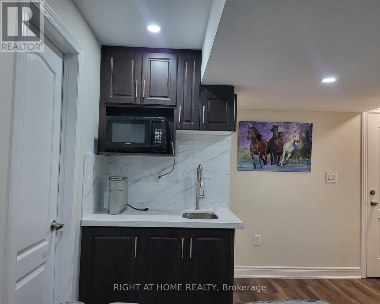 Bsmnt #2 - 5457 Meadowcrest Avenue, Mississauga, Ontario  L5M 0V7 - Photo 7 - W12442065
