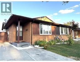 3132 Elmwood Crescent, Windsor, Ca