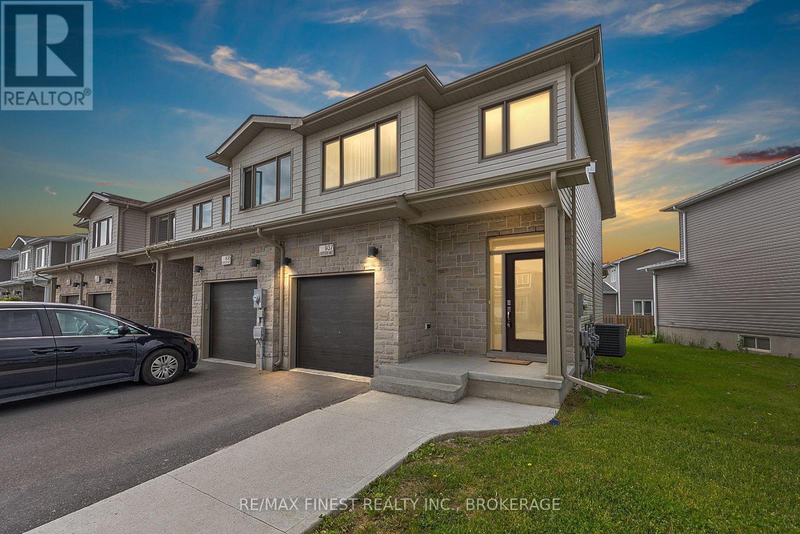 937 Riverview Way, Kingston, Ontario  K7K 7J8 - Photo 1 - X12233696