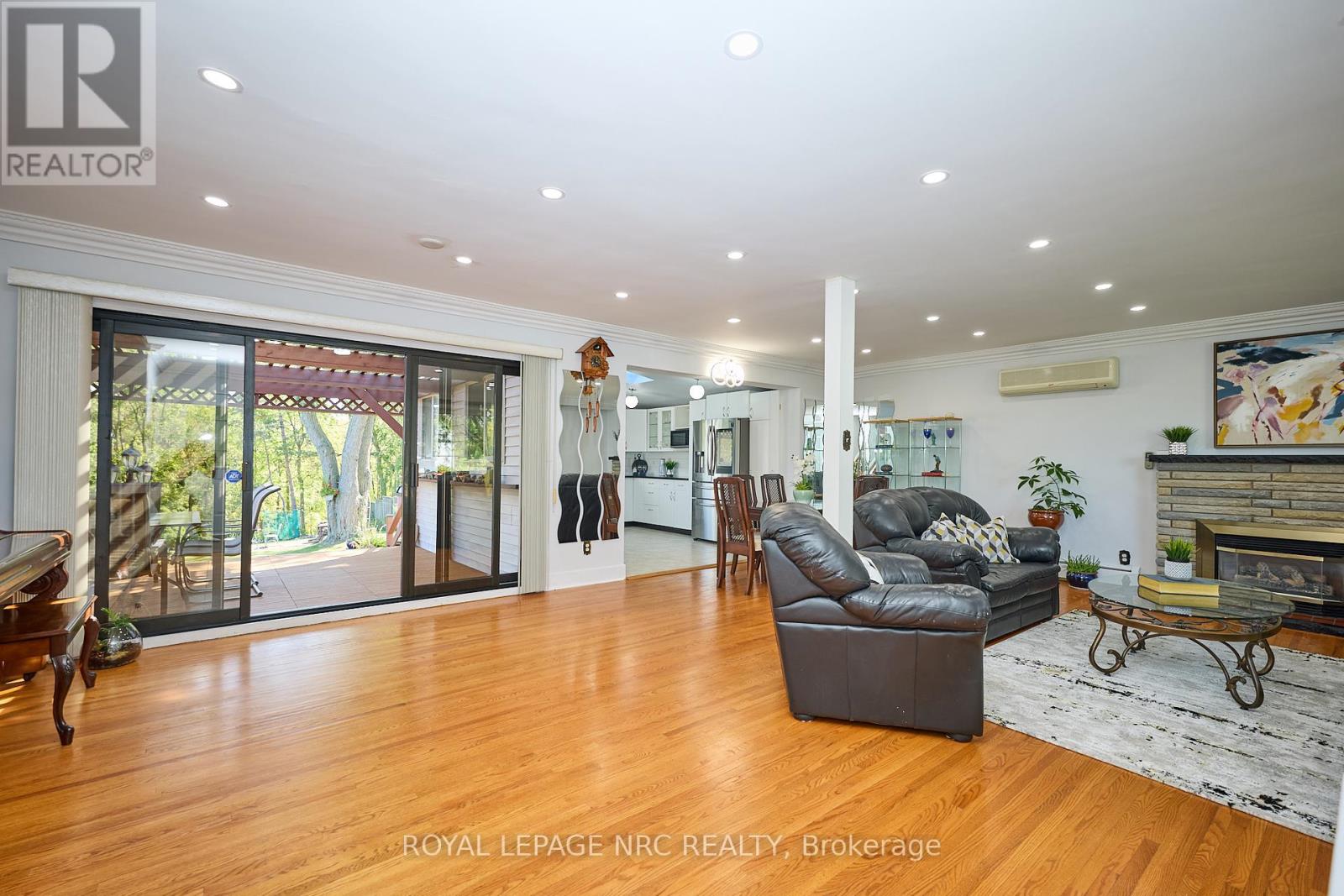 81 Riverview Boulevard, St. Catharines, Ontario  L2T 3L9 - Photo 20 - X12448078