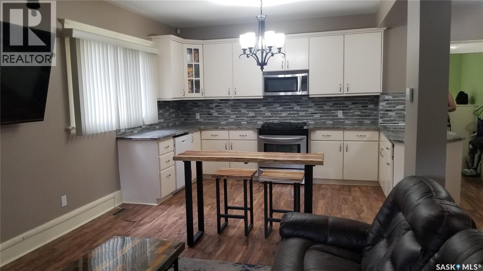 1422 Cameron Street, Regina, Saskatchewan  S4T 2T4 - Photo 13 - SK020240