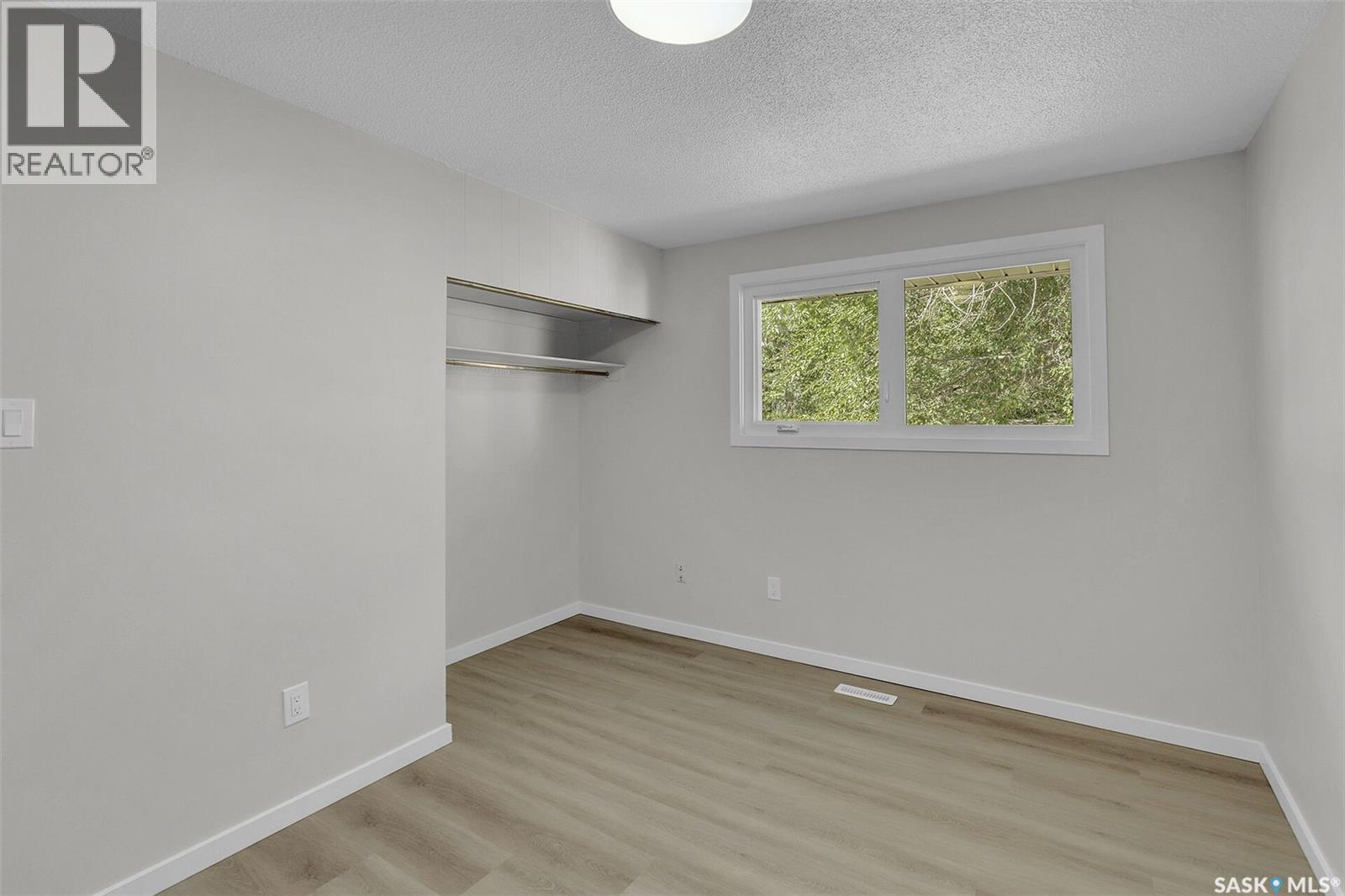 3356 Grant Road, Regina, Saskatchewan  S4S 5H5 - Photo 18 - SK020195