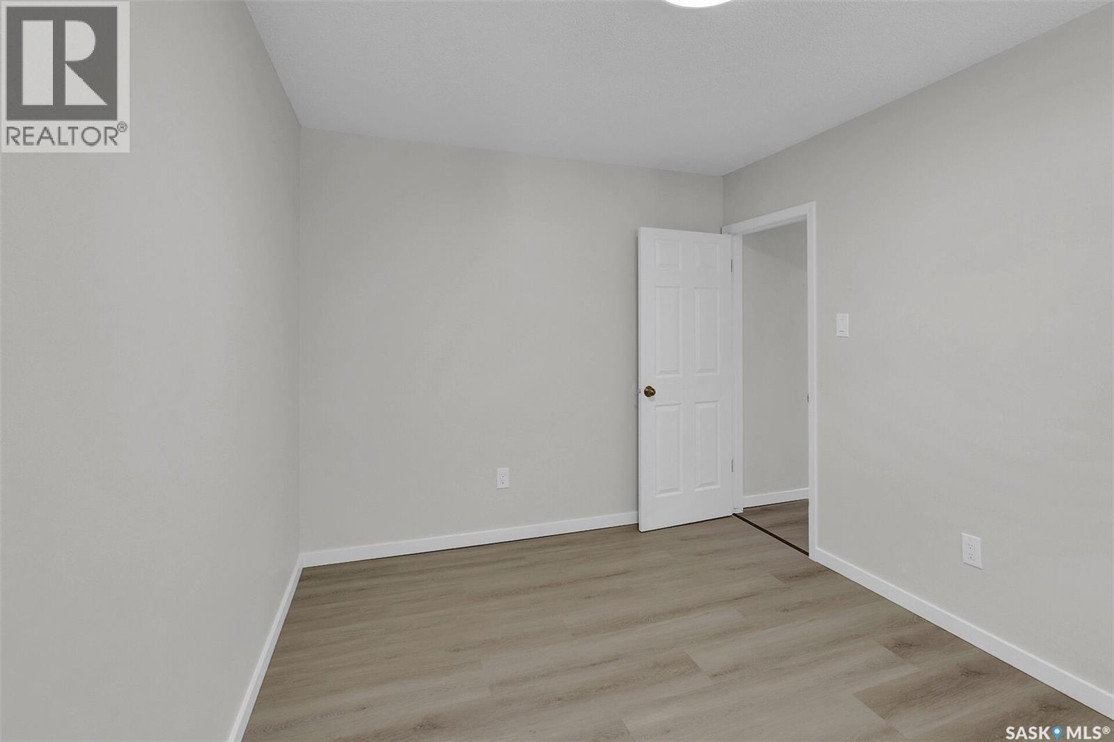 3356 Grant Road, Regina, Saskatchewan  S4S 5H5 - Photo 19 - SK020195