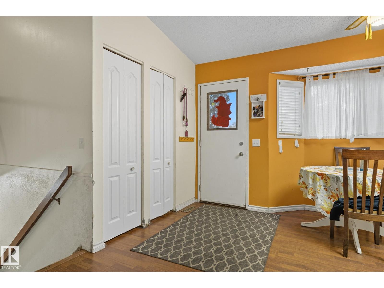 7123 187a St Nw, Edmonton, Alberta  T5T 5E8 - Photo 2 - E4461075
