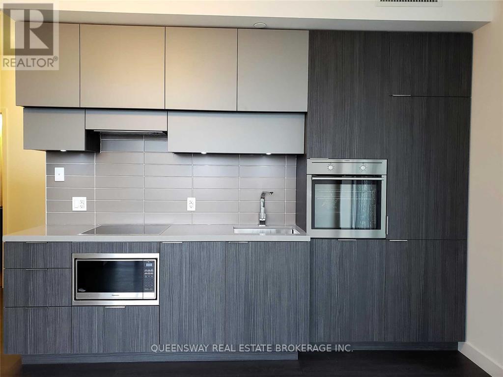 1005 - 8 Eglinton Avenue E, Toronto, Ontario  M4P 0C1 - Photo 5 - C12448328