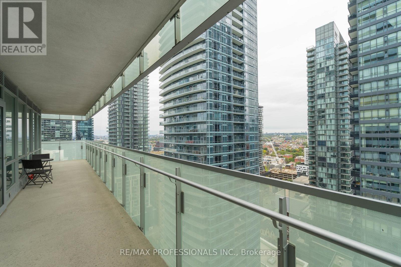 2606 - 80 John Street, Toronto, Ontario  M5V 3X4 - Photo 16 - C12448335
