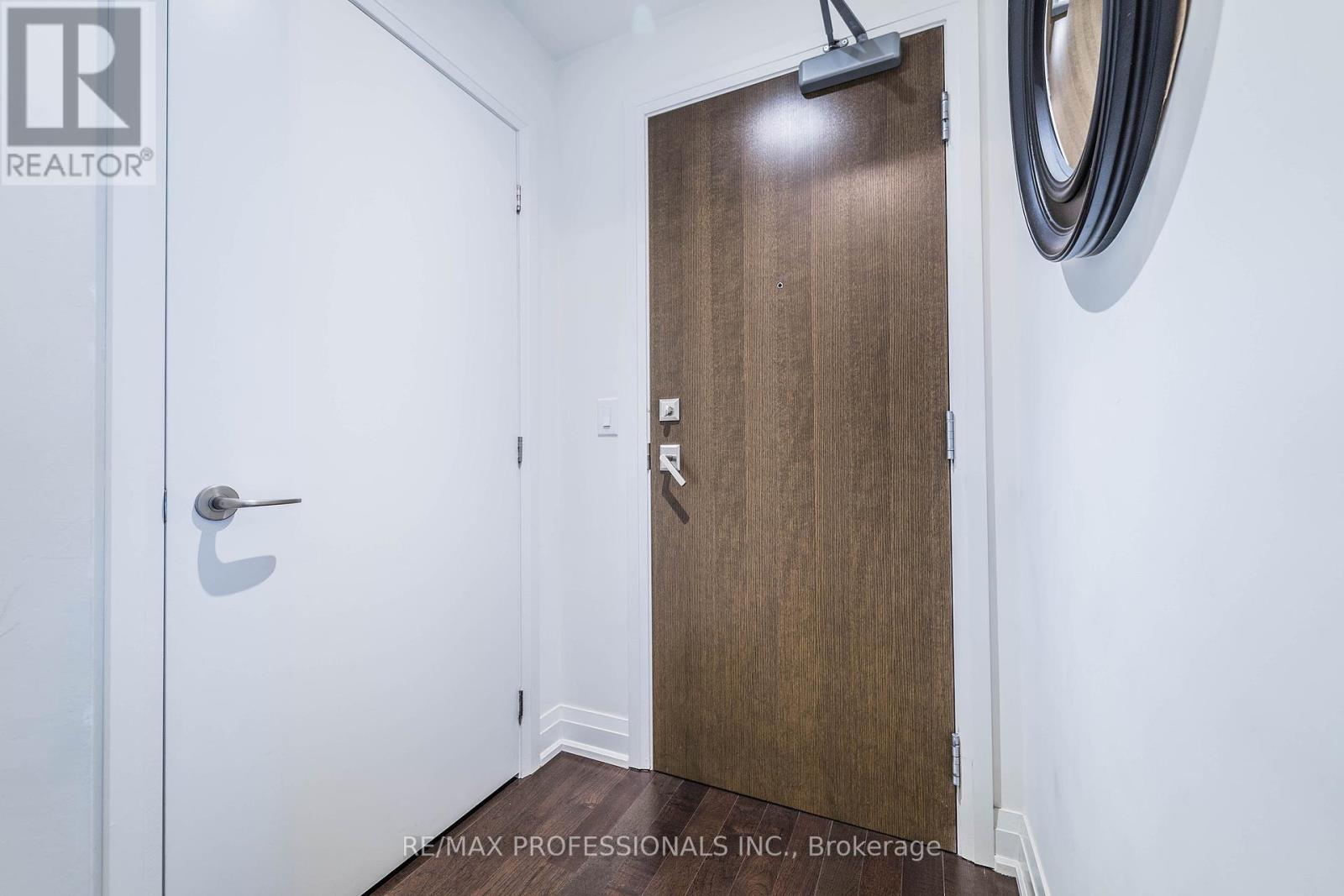 2606 - 80 John Street, Toronto, Ontario  M5V 3X4 - Photo 19 - C12448335