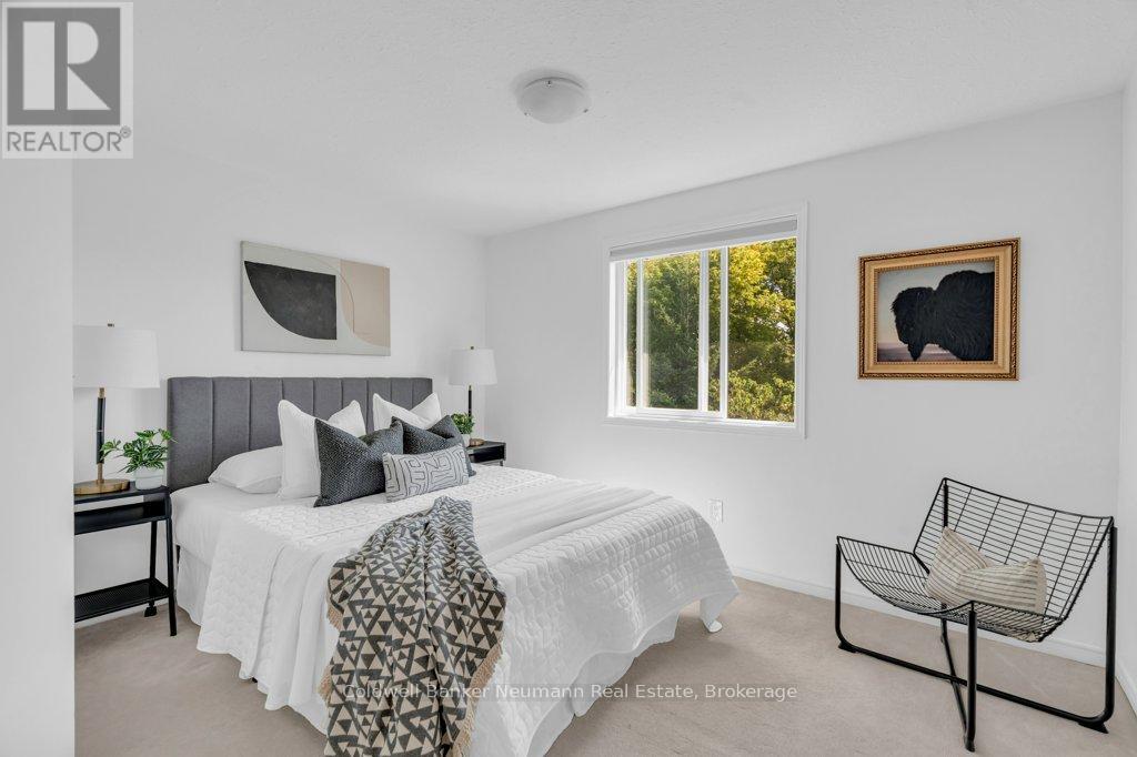 71 Waxwing Crescent, Guelph, Ontario  N1C 1E3 - Photo 24 - X12409386
