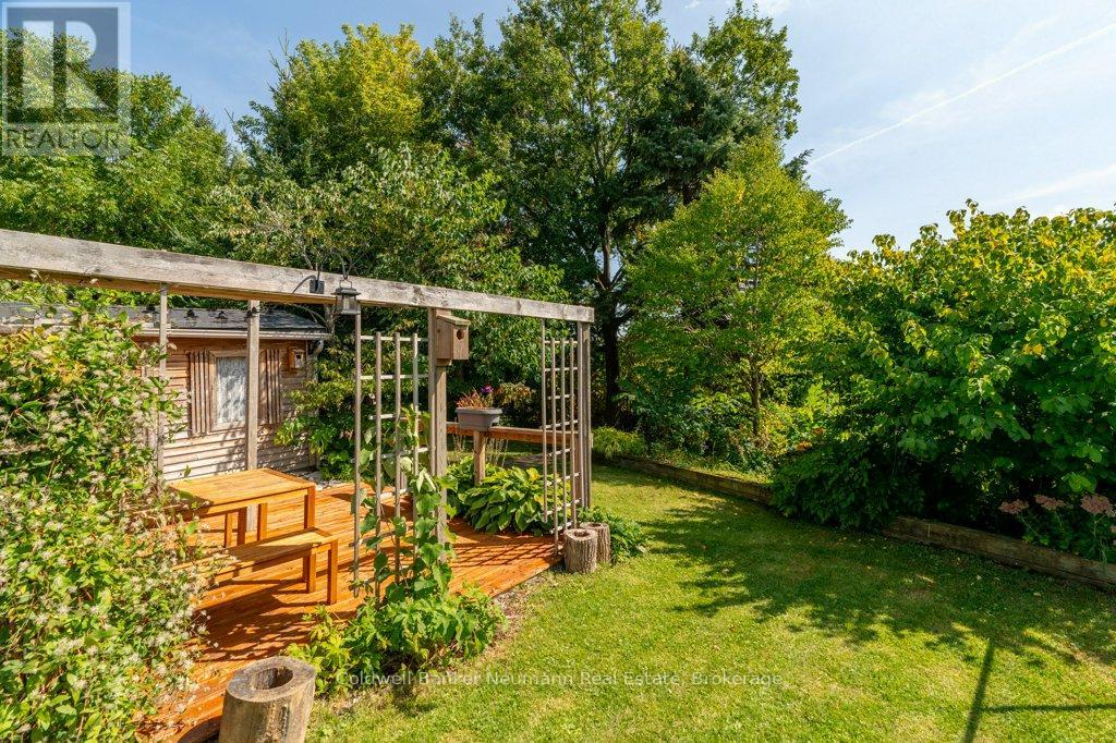 71 Waxwing Crescent, Guelph, Ontario  N1C 1E3 - Photo 38 - X12409386