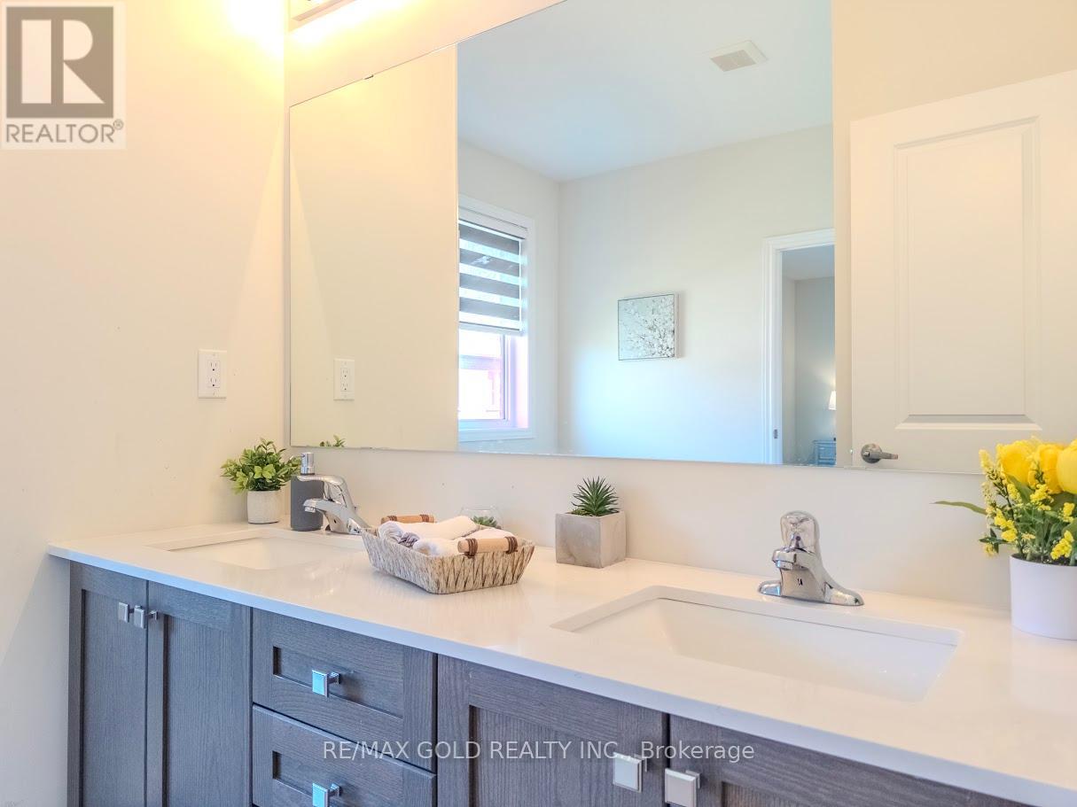 119 Petch Avenue, Caledon, Ontario  L7C 1Z9 - Photo 29 - W12445761