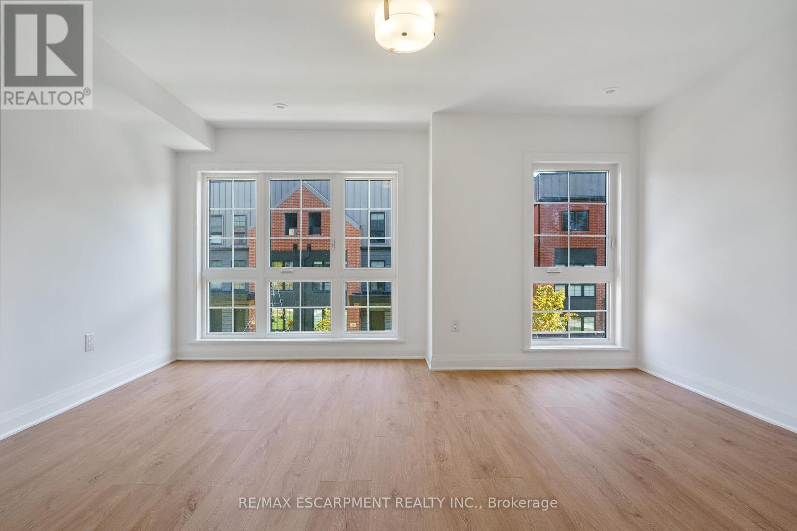 30 Burleigh Mews, Vaughan, Ontario  L4J 8A2 - Photo 7 - N12448303