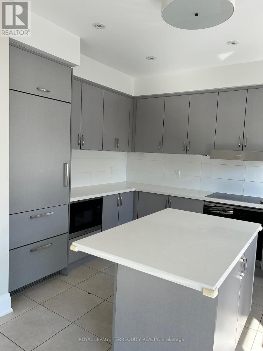 10 Mildred Temple Way, Markham, Ontario  L3R 5R8 - Photo 4 - N12448310