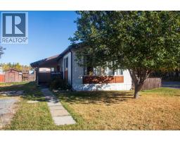 320 4 Street Nw, Sundre, Ca