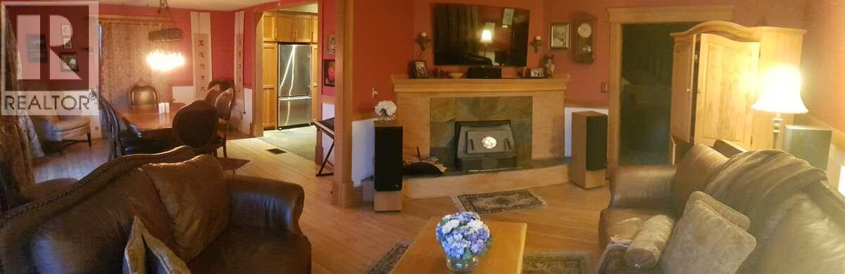 13606 Cooke Avenue, Summerland, British Columbia  V0H 1Z1 - Photo 7 - 10365218