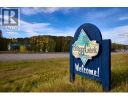 1 Bragg Creek Eats Avenue