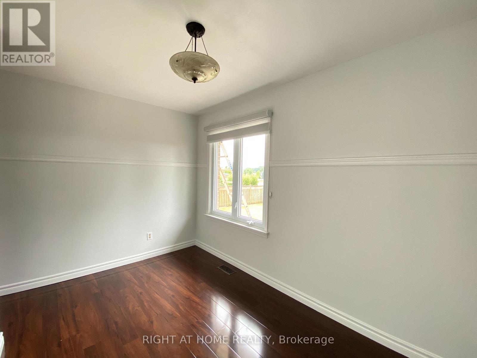 244 Weighton Drive, Oakville, Ontario  L6K 2R1 - Photo 23 - W12448317