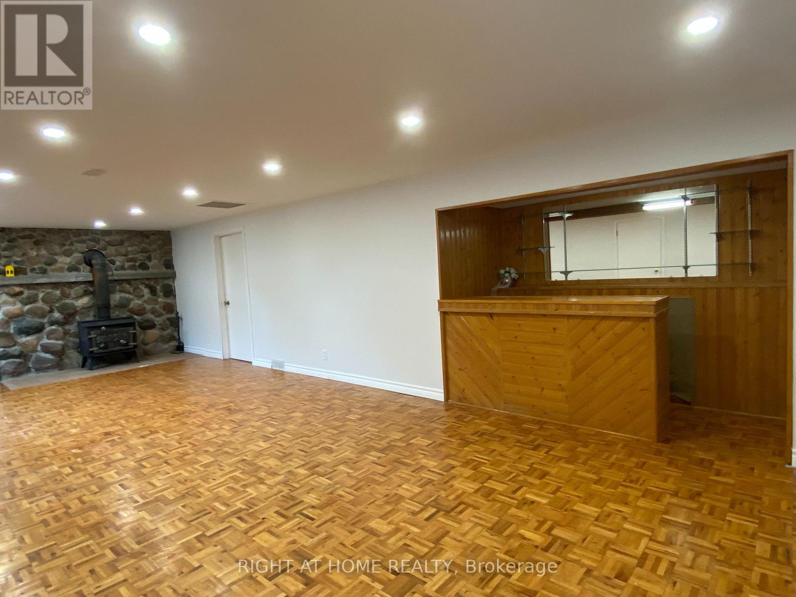 244 Weighton Drive, Oakville, Ontario  L6K 2R1 - Photo 26 - W12448317