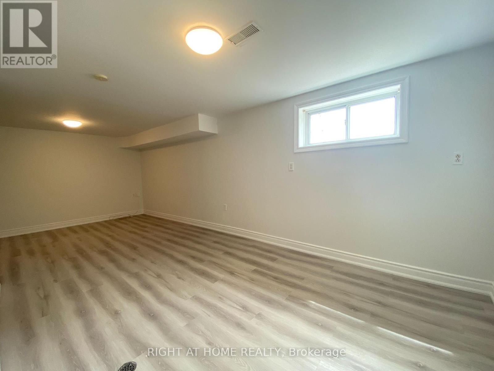 244 Weighton Drive, Oakville, Ontario  L6K 2R1 - Photo 28 - W12448317