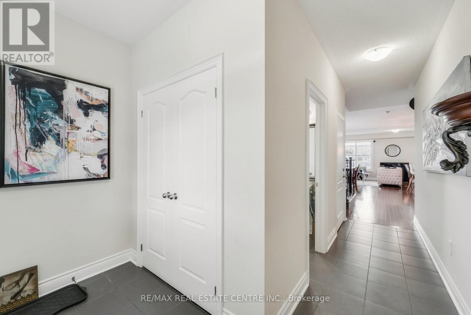 42 Andretti Crescent, Brampton (Credit Valley), Ontario  L6X 5G6 - Photo 14 - W12448330