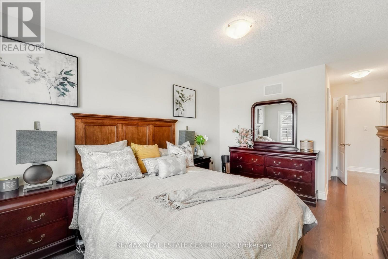 42 Andretti Crescent, Brampton (Credit Valley), Ontario  L6X 5G6 - Photo 24 - W12448330