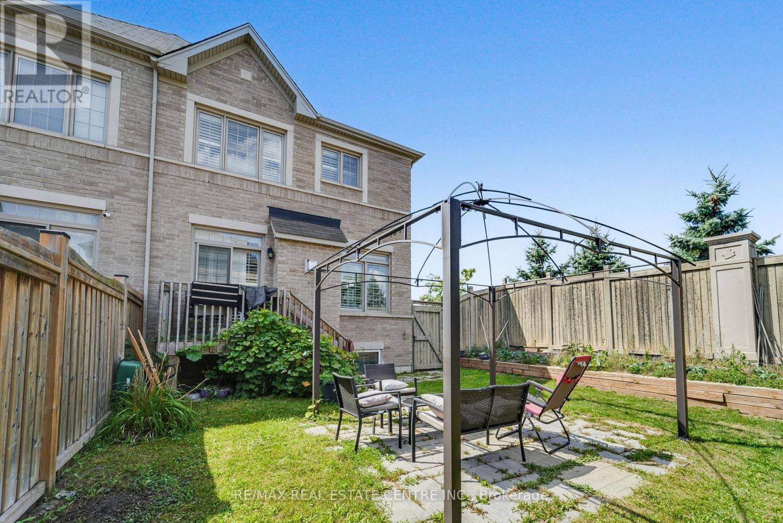 42 Andretti Crescent, Brampton (Credit Valley), Ontario  L6X 5G6 - Photo 36 - W12448330