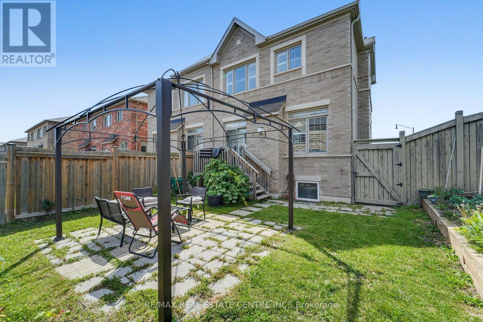 42 Andretti Crescent, Brampton (Credit Valley), Ontario  L6X 5G6 - Photo 37 - W12448330
