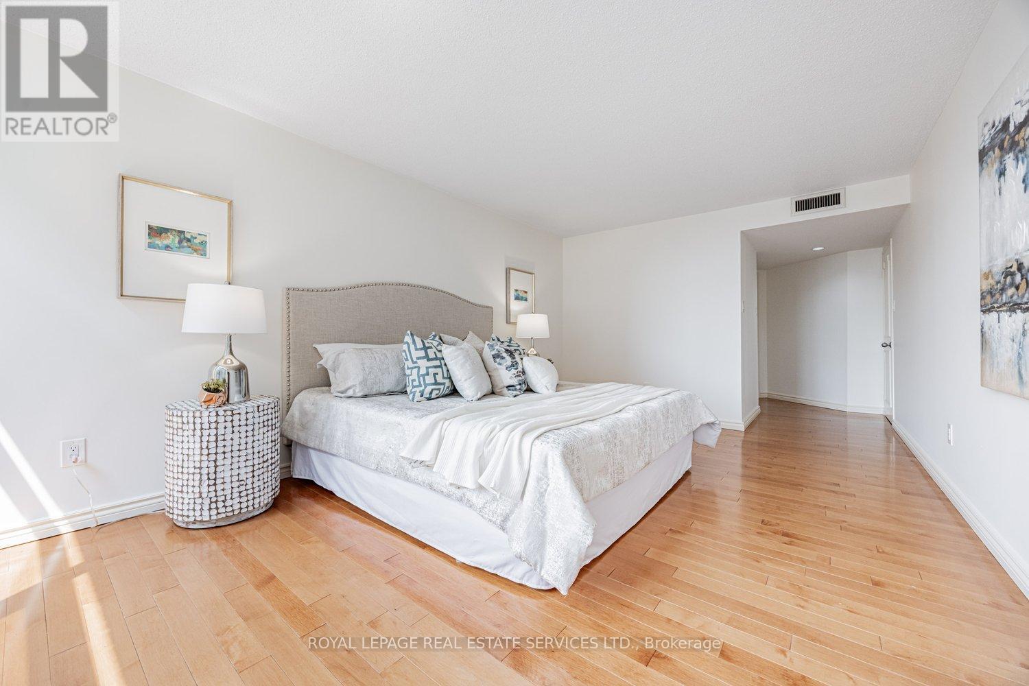 501 - 900 Yonge Street, Toronto, Ontario  M4W 3P5 - Photo 18 - C12448267