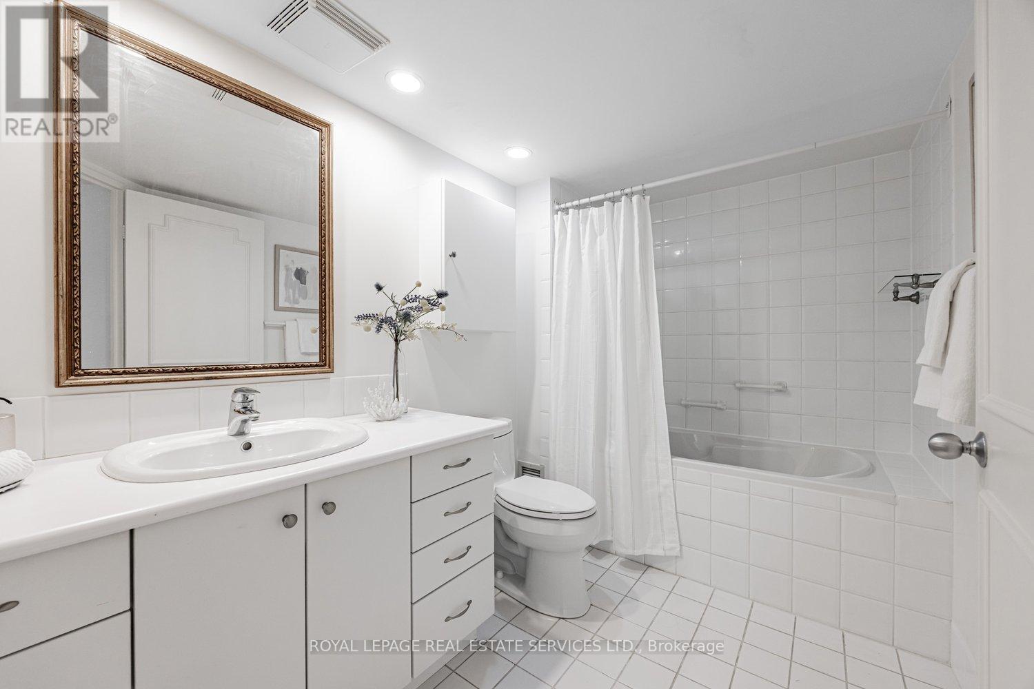 501 - 900 Yonge Street, Toronto, Ontario  M4W 3P5 - Photo 20 - C12448267