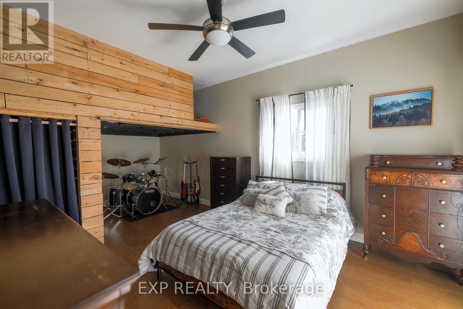 940 Hutchinson Road, Haldimand (Dunnville), Ontario  N0A 1K0 - Photo 16 - X12448314