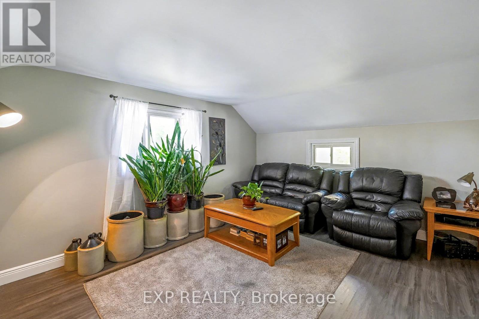 940 Hutchinson Road, Haldimand (Dunnville), Ontario  N0A 1K0 - Photo 21 - X12448314
