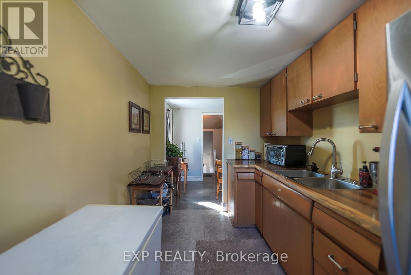 940 Hutchinson Road, Haldimand (Dunnville), Ontario  N0A 1K0 - Photo 22 - X12448314