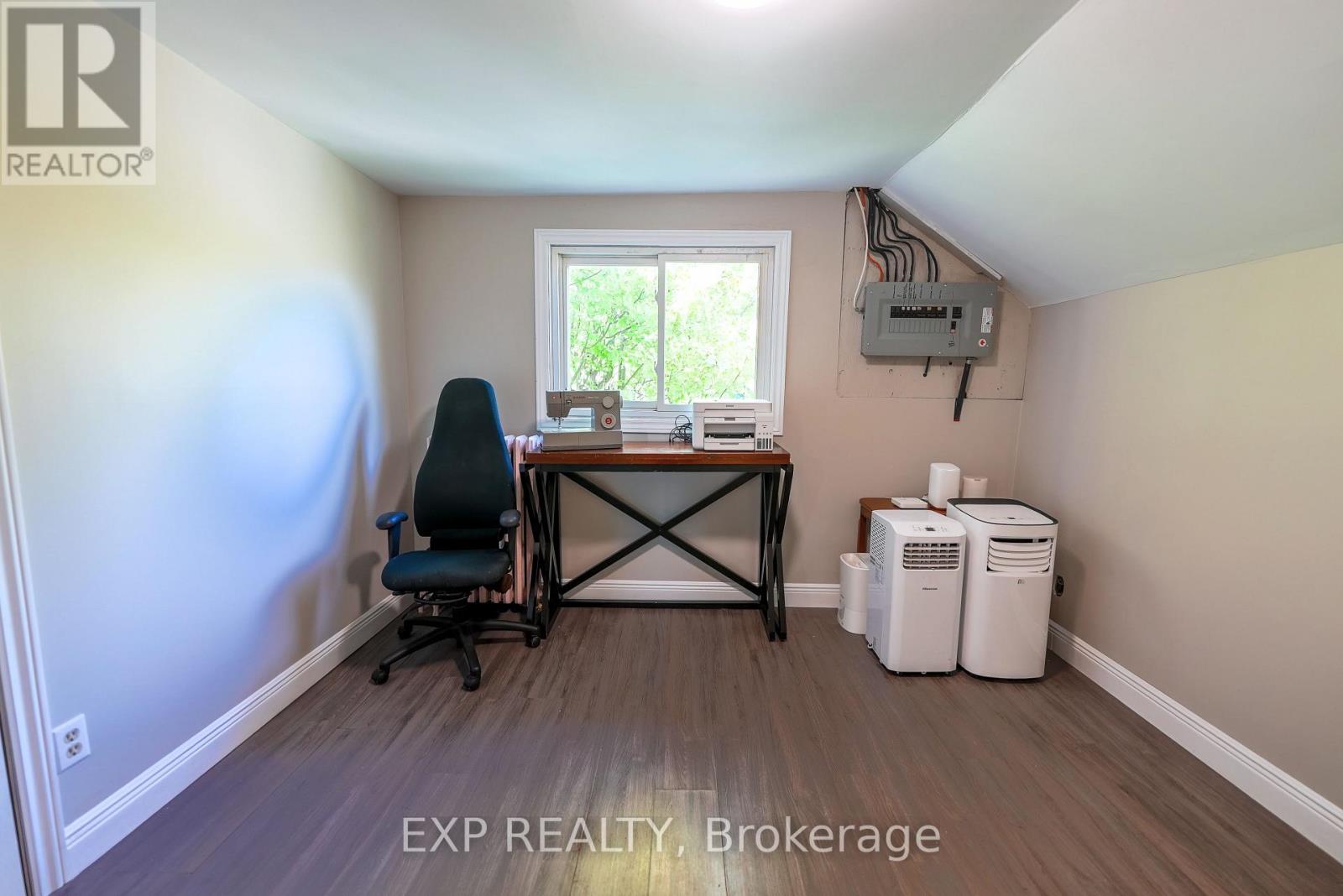 940 Hutchinson Road, Haldimand (Dunnville), Ontario  N0A 1K0 - Photo 25 - X12448314