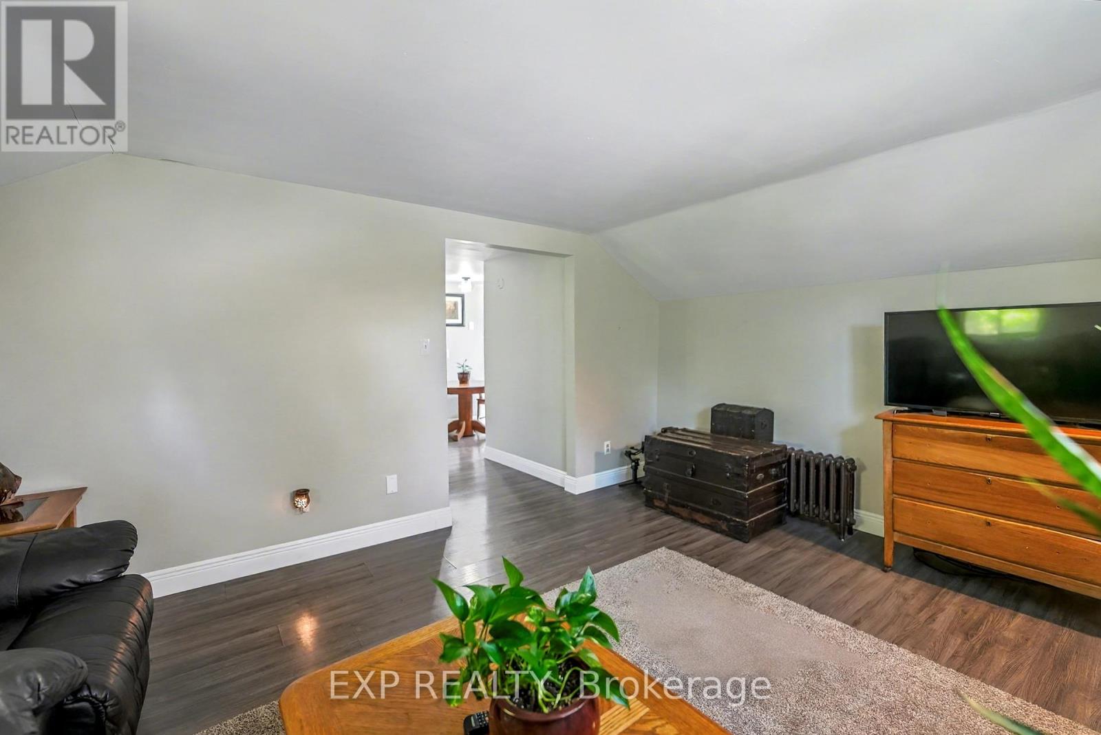 940 Hutchinson Road, Haldimand (Dunnville), Ontario  N0A 1K0 - Photo 30 - X12448314