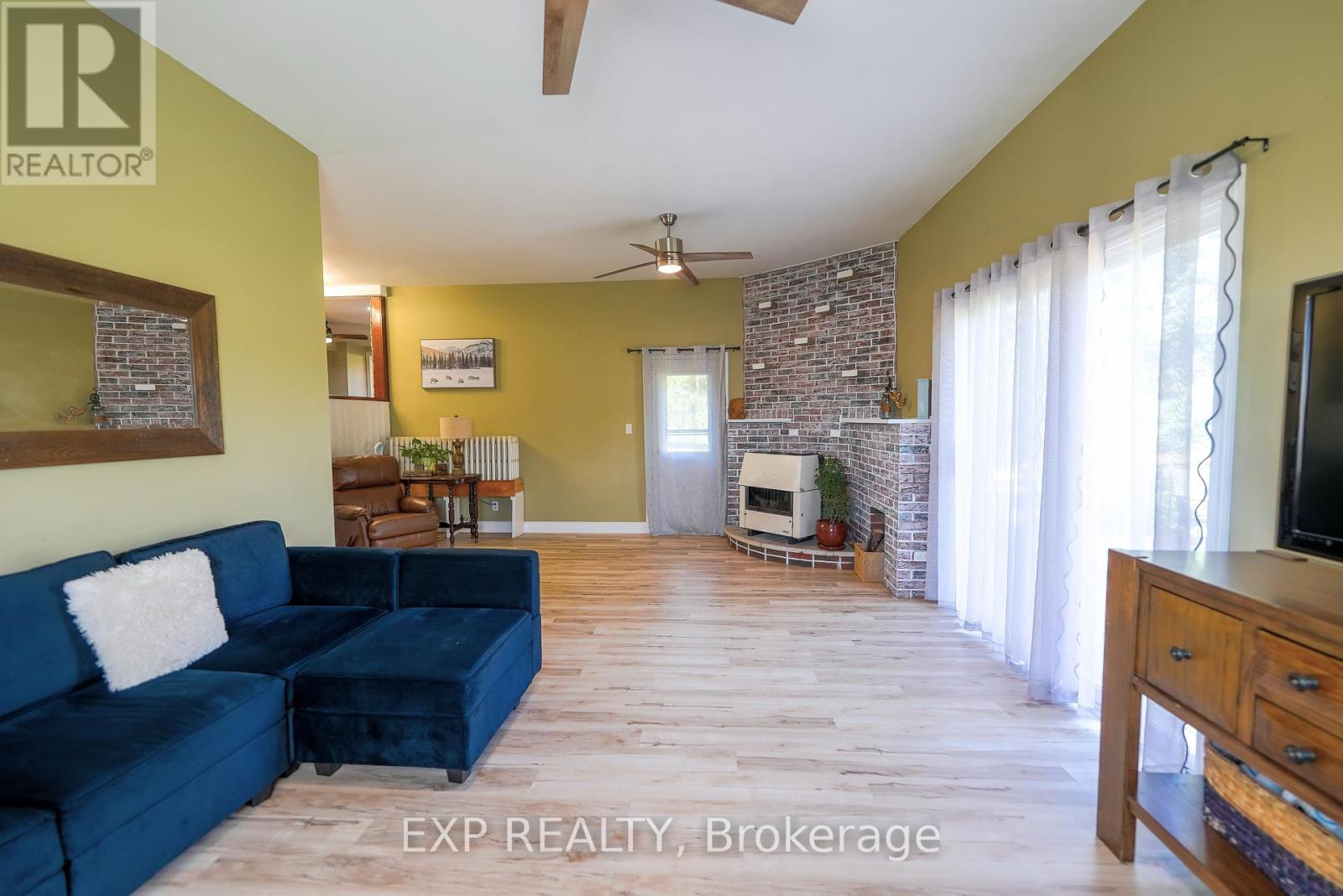 940 Hutchinson Road, Haldimand (Dunnville), Ontario  N0A 1K0 - Photo 47 - X12448314