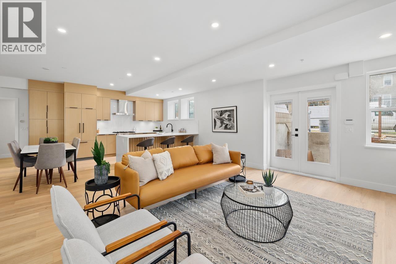 4542 Quebec Street, Vancouver, British Columbia  V5V 3L9 - Photo 3 - R3055981