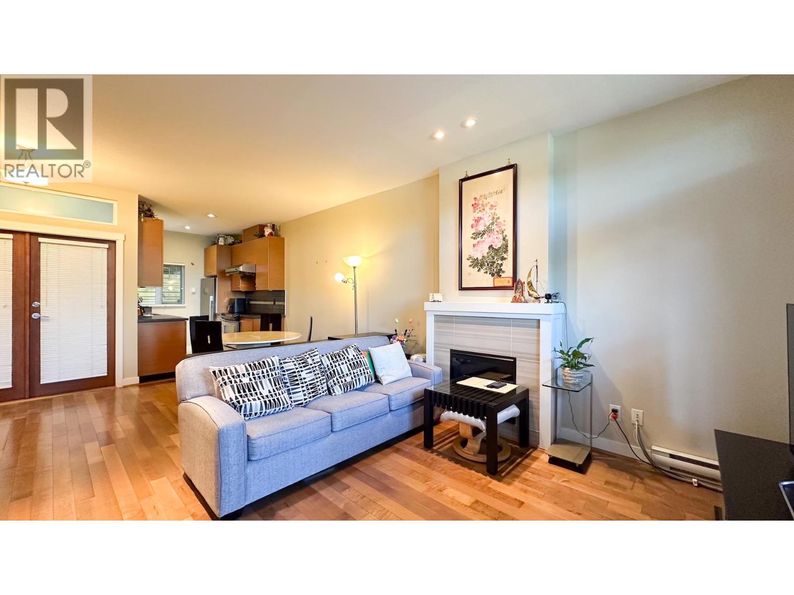 22 3788 Laurel Street, Burnaby, British Columbia  V5G 1M7 - Photo 6 - R3056001