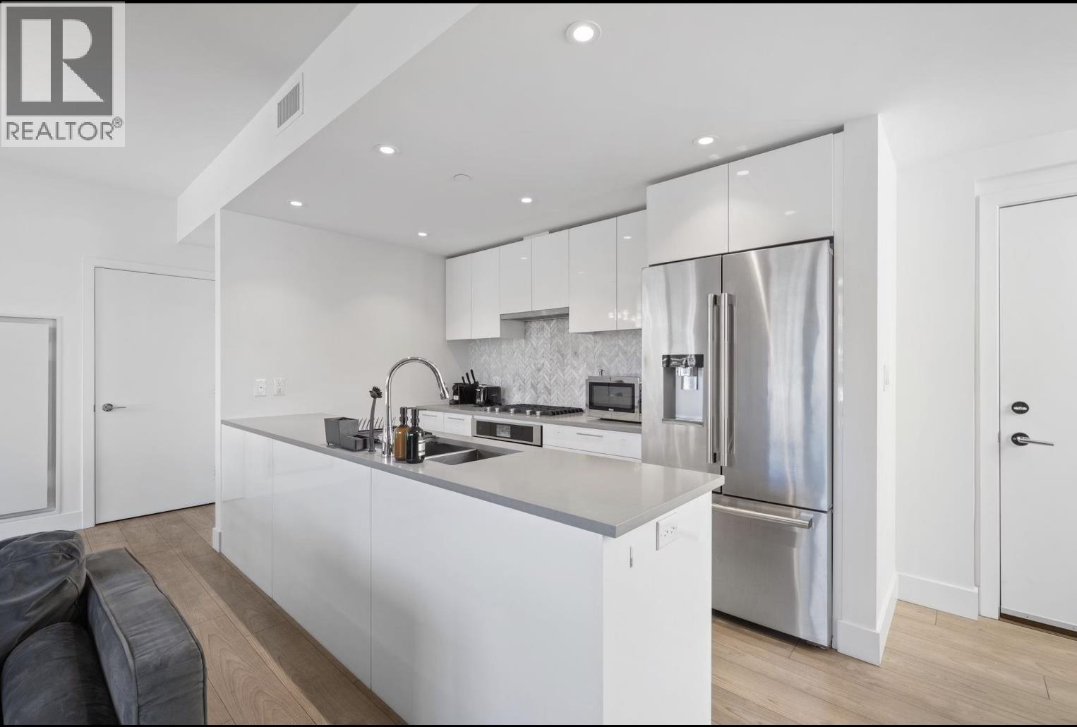 409 3581 N East Kent Avenue, Vancouver, British Columbia  V5S 0H6 - Photo 7 - R3056006